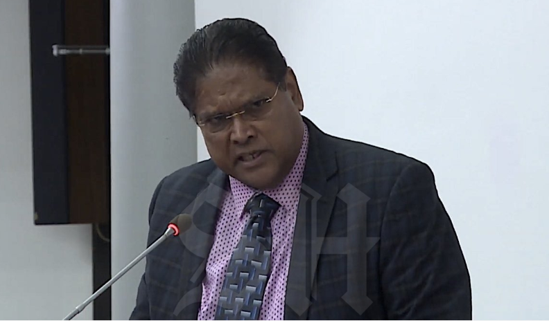 Santokhi zegt geen samenwerking met NDP nodig te hebben