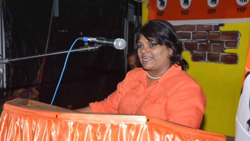 Assembleelid Mathoera: “Mensen voelen zich in de steek gelaten”