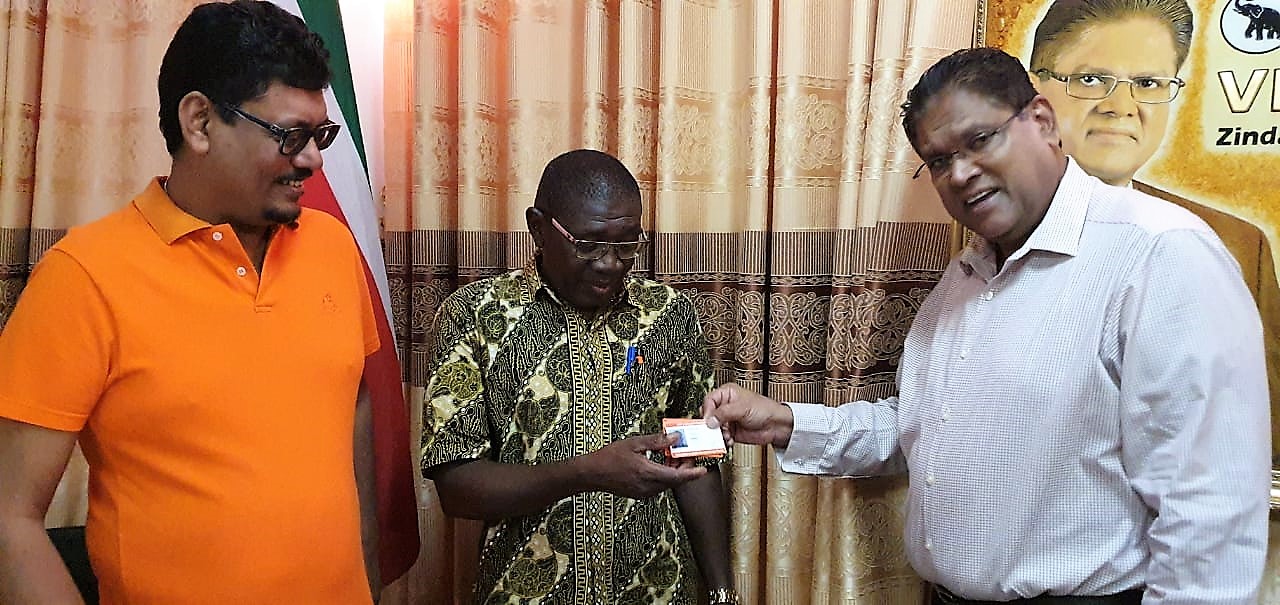 NDP DNA-Lid Erwin Linga stapt over naar de VHP