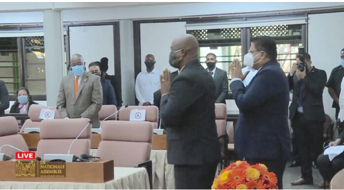 Suriname heeft een nieuwe president en vice-president gekozen